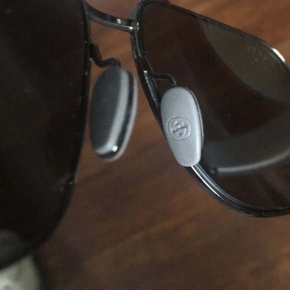 100% Authentic Gucci Polarized Aviator Sunglasses - Picture 4 of 8
